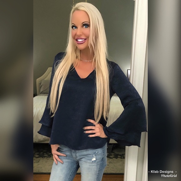 LAST 1! ❤️Sateen Double Ruffle v neck woven blouse - Picture 3 of 6